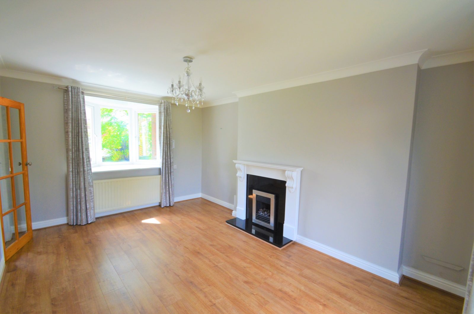 Paxton Crescent, Armthorpe, Doncaster, DN3 2AW 3keys 3keys